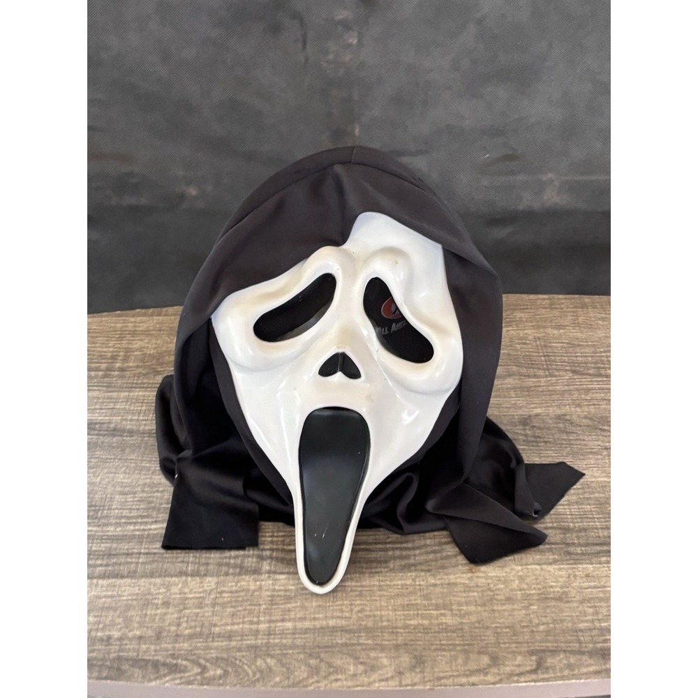 Scream Ghostface April-June 2015 Halloween Mask Easter Unlimited 9206WM